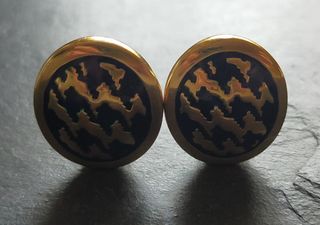 Pendientes de clip Christian Dior dorado y esmalte