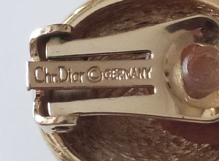 Pendientes de clip Christian Dior dorado y esmalte