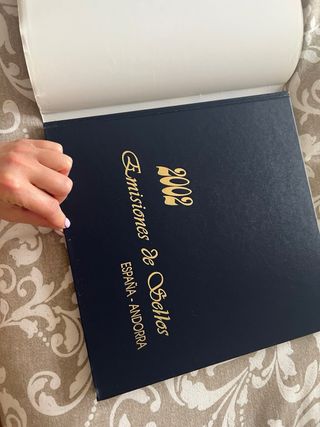 Libro sellos España y Andorra 2002