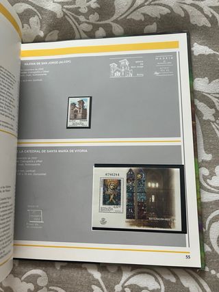 Libro sellos España y Andorra 2002
