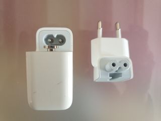 Cargaor Apple blanco