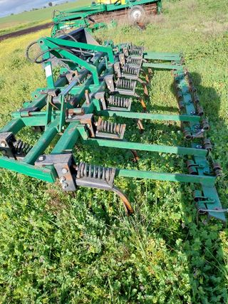 Semichisel , chisel, cultivador 15 brazos 3,50m