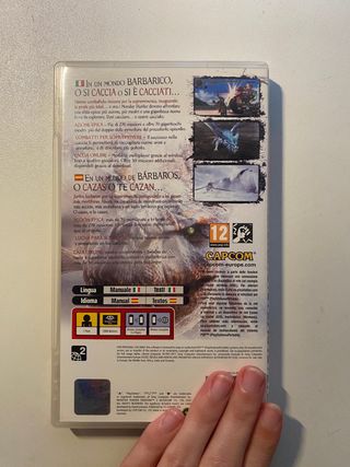 CAJA Monster Hunter Freedom 2 PSP