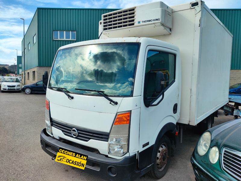 Nissan Cabstar 2008 - foto 1