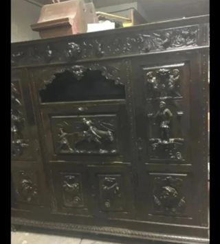 Antiguo mueble castellano