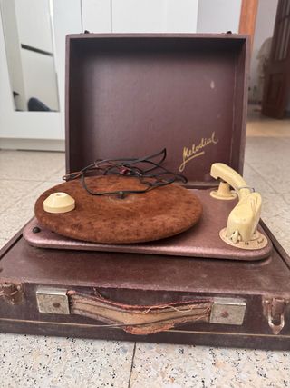 Antiguo tocadiscos Melodial coleccionismo