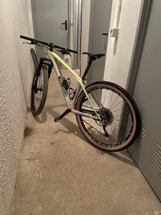 Ghost Lector 3.9 LC