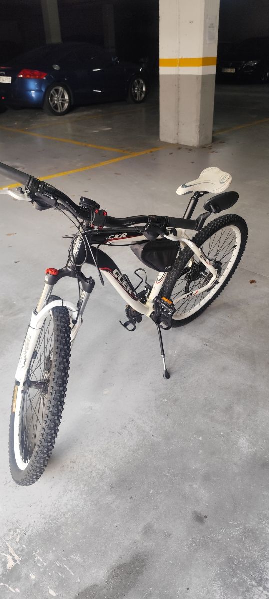 Bicicleta BTT Quer CXR de segunda mano por 320 EUR en Seijo en