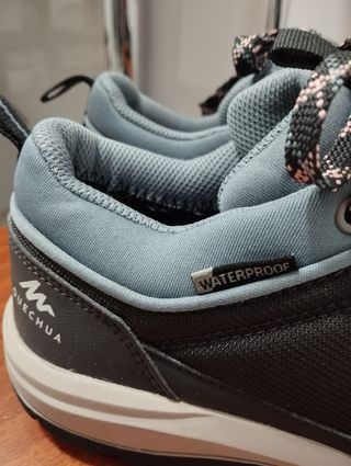 Calzado montaña talla 38