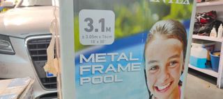 Depuradora arena y piscina con escalera