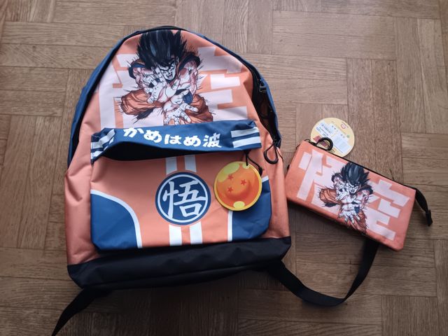 Mochila y estuche Dragon Ball Goku