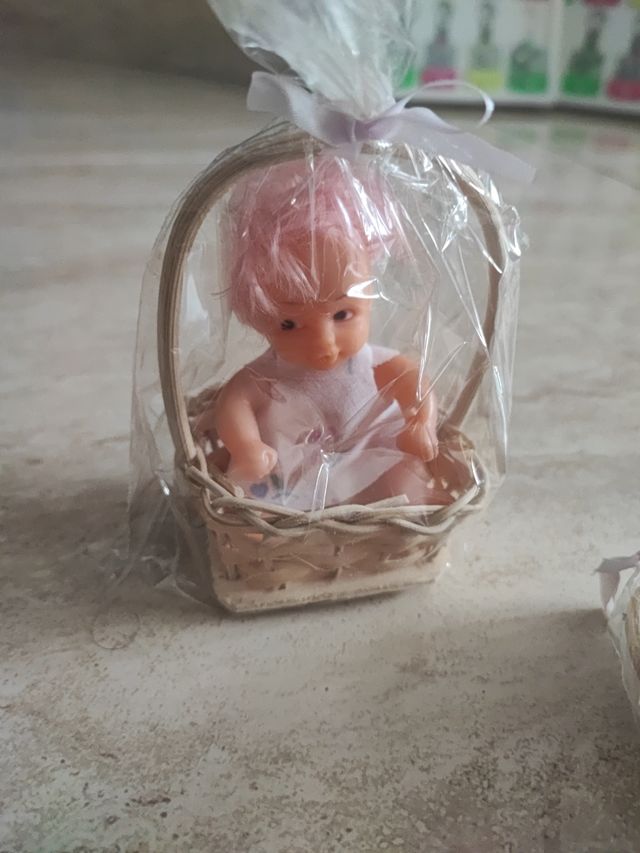 dos muñequitas tipo barriguitas años 80