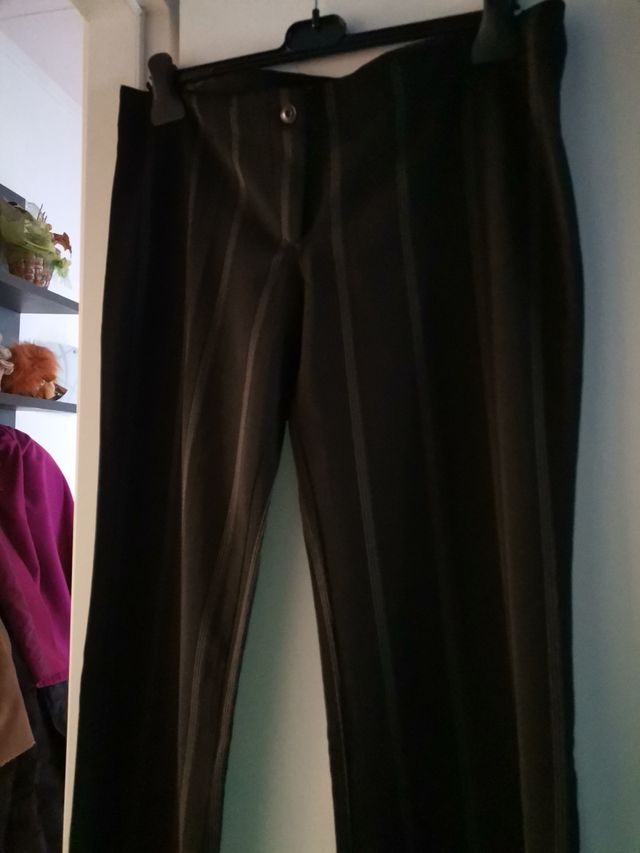 Pantalone elegante a righe