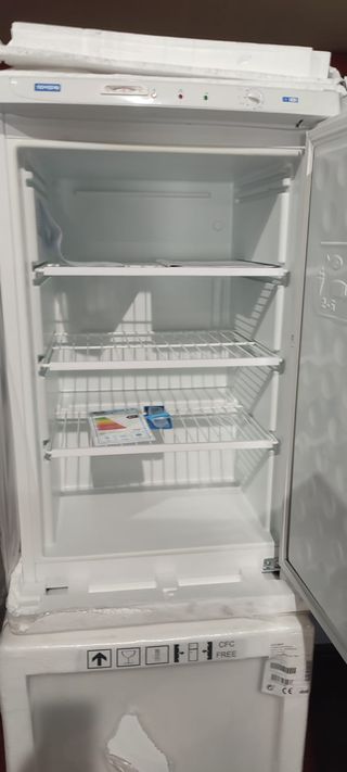 ESCARCHACOPAS O CONGELADOR PEQUEÑO TENSAI