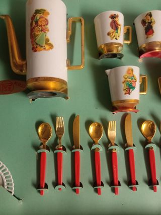 Cacharritos antiguos. Juego de merienda