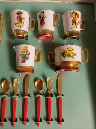 Cacharritos antiguos. Juego de merienda