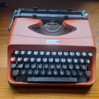Máquina de escribir Uderwood 19
