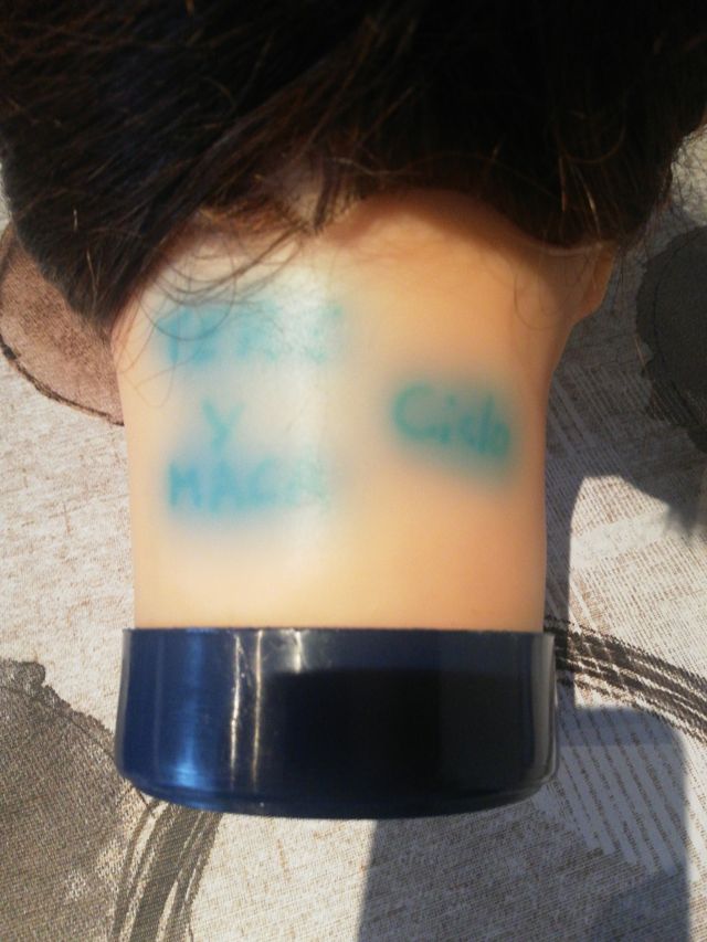 Muñeca prácticas peluqueria