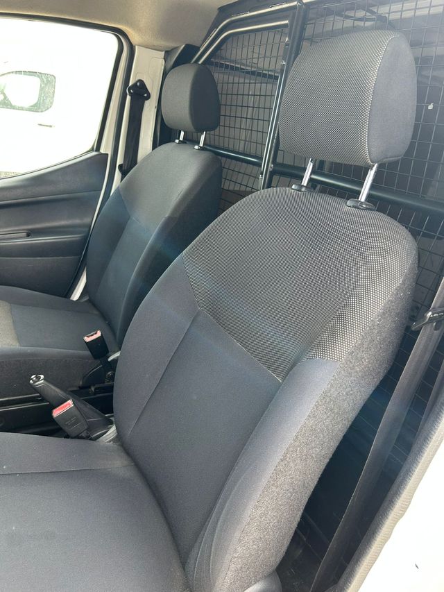 Nissan NV200 2018
