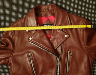 Cazadora cuero punk metal 