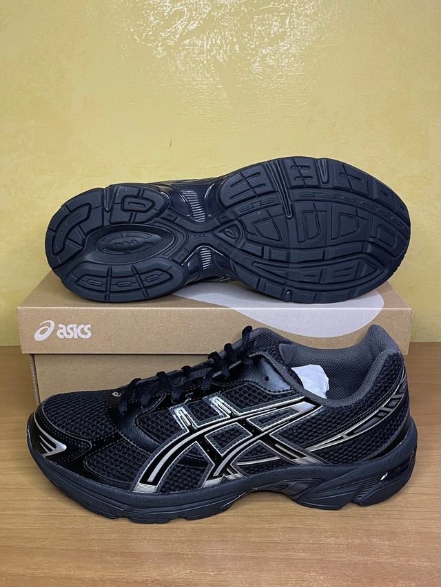 Asics Gel 1130 Nero / Argento Taglia 44 – Nuove!