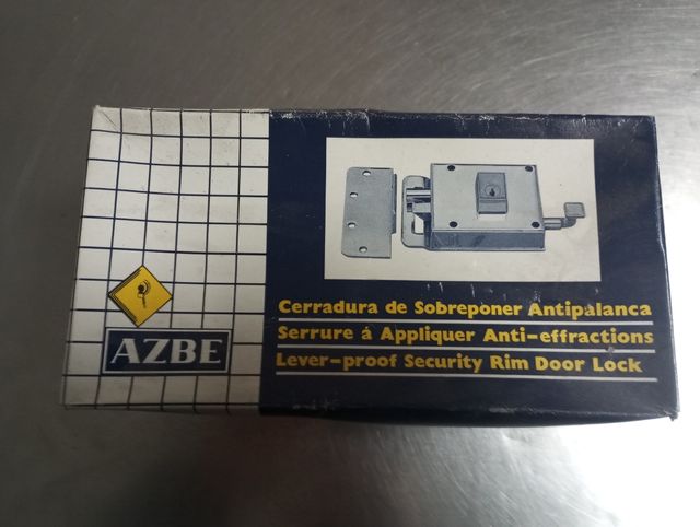 Cerradura de sobreponer Azbe