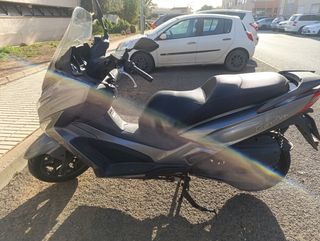 Kymco Grand Dink 300