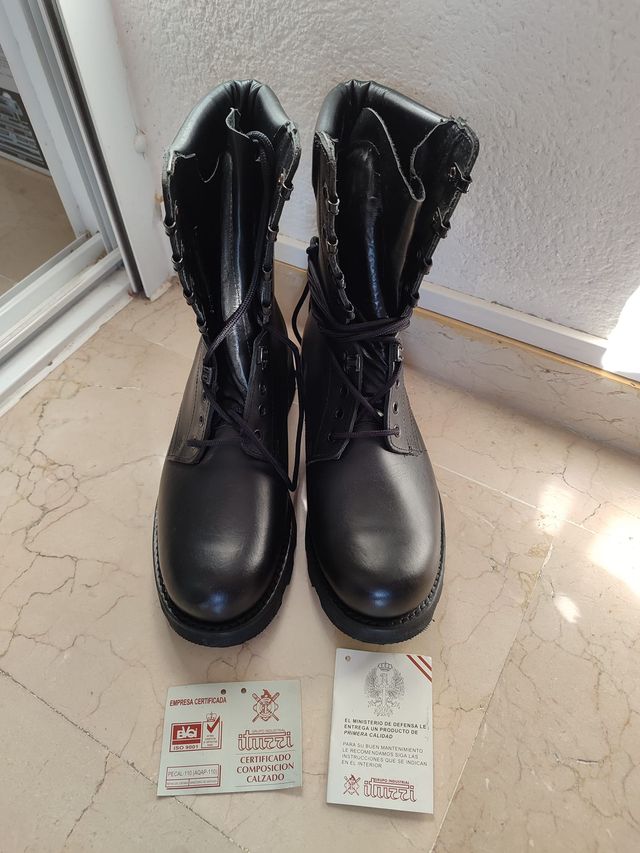 Botas Sin estrenar ITURRI talla 41.