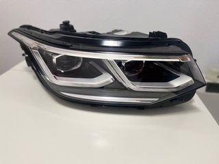 Faro derecho Volkswagen Tiguan Allspace 2023