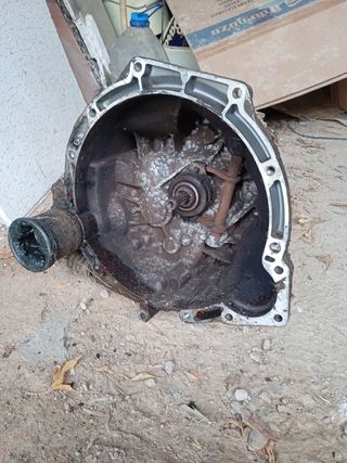Caja de cambios Ford fiesta 1.3 1995