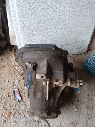 Caja de cambios Ford fiesta 1.3 1995