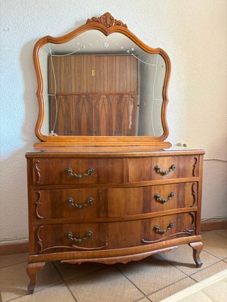 Armario antiguo aparador+espejo, mesillas, cama