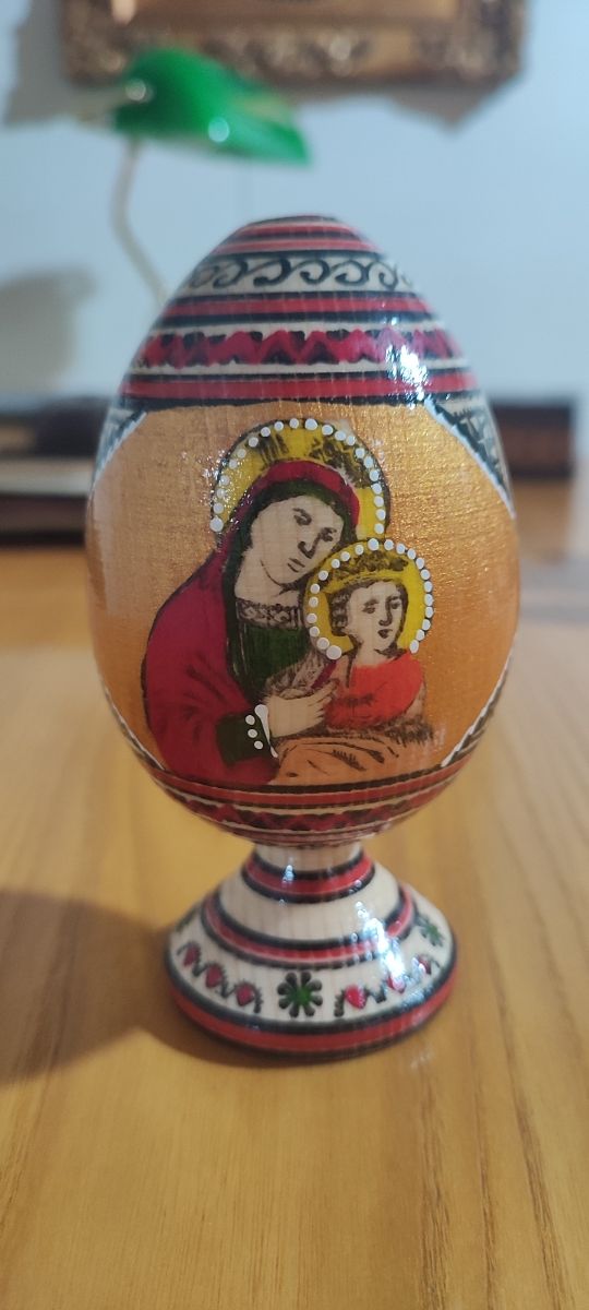 Matrioska uovo tradizionale russo 