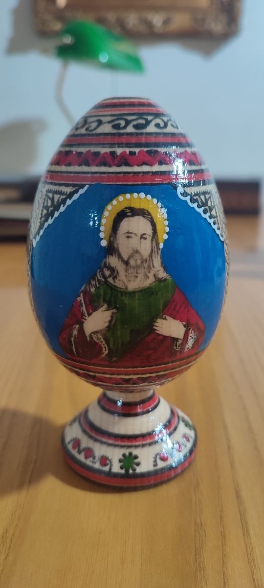 Matrioska uovo tradizionale russo 