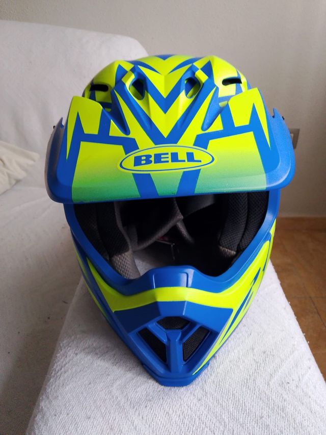 Casco moto M BELL y gafas STRADA
