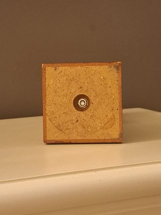 FIGURA "PUTTI" CALAMINA SOBRE PEANA