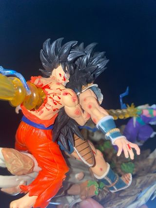 Figura Piccolo vs raditz y goku
