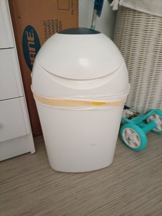 Papelera para pañales