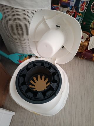 Papelera para pañales