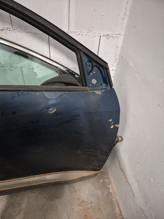 Puerta peugeot 3008 año 2017-2023