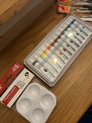 Caballete de mesa caja de pintura