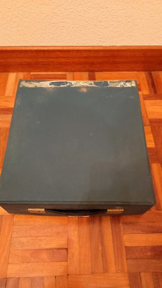 Maquina de escribir Olivetti