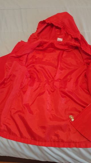 Casaco impermeável vermelhos