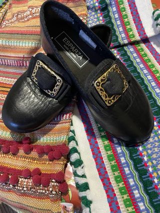 Zapatos fallero talla 32 negros como nuevos