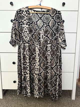 Vestido oversize estampado animal