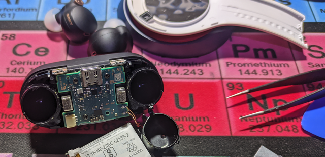 Sony XM4 L o R con batería original NUEVA