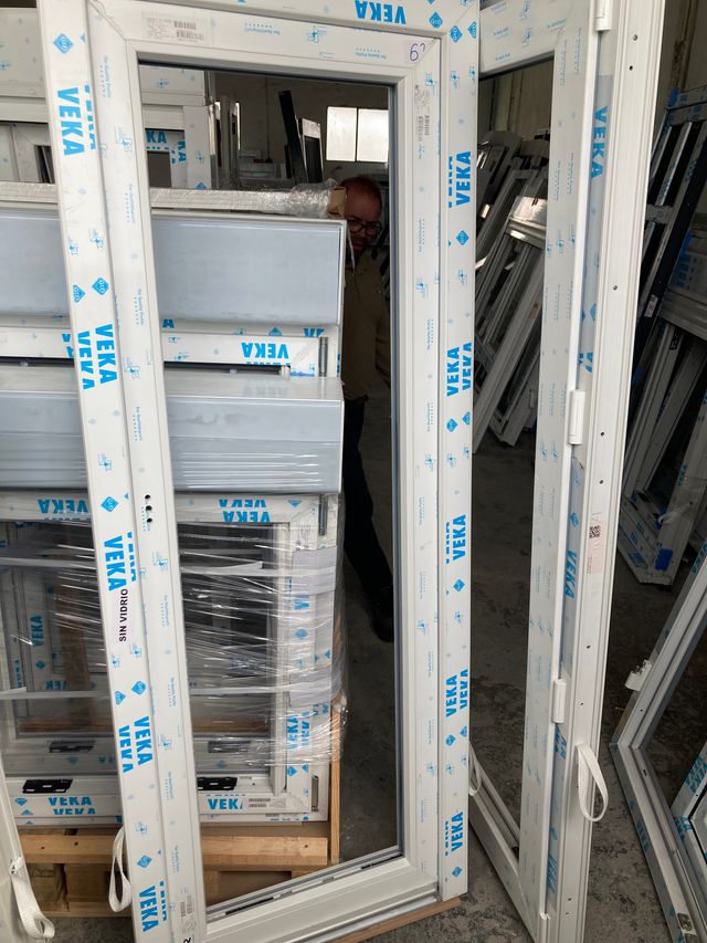 BALCONERA DE UNA HOJA