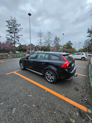 Volvo V60 cross country 2017