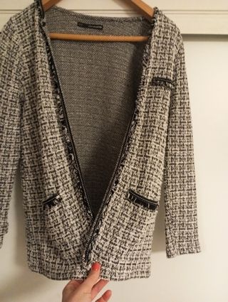 Vendo chaqueta elegante tipo Chanel