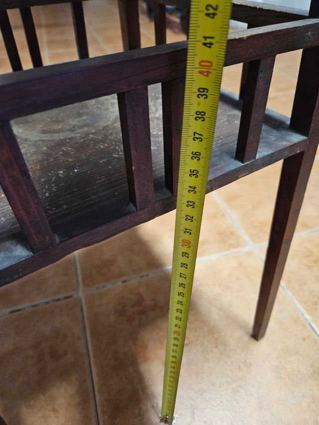 Peana macetero antigua.